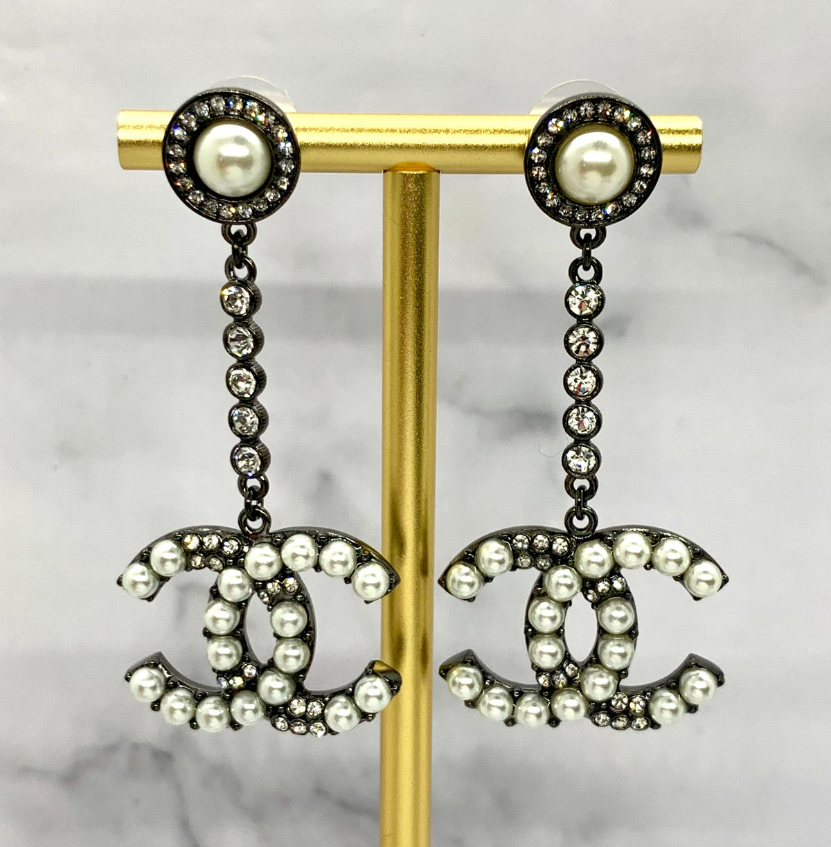 CHANEL CC Pendant Pearl Earrings - USED