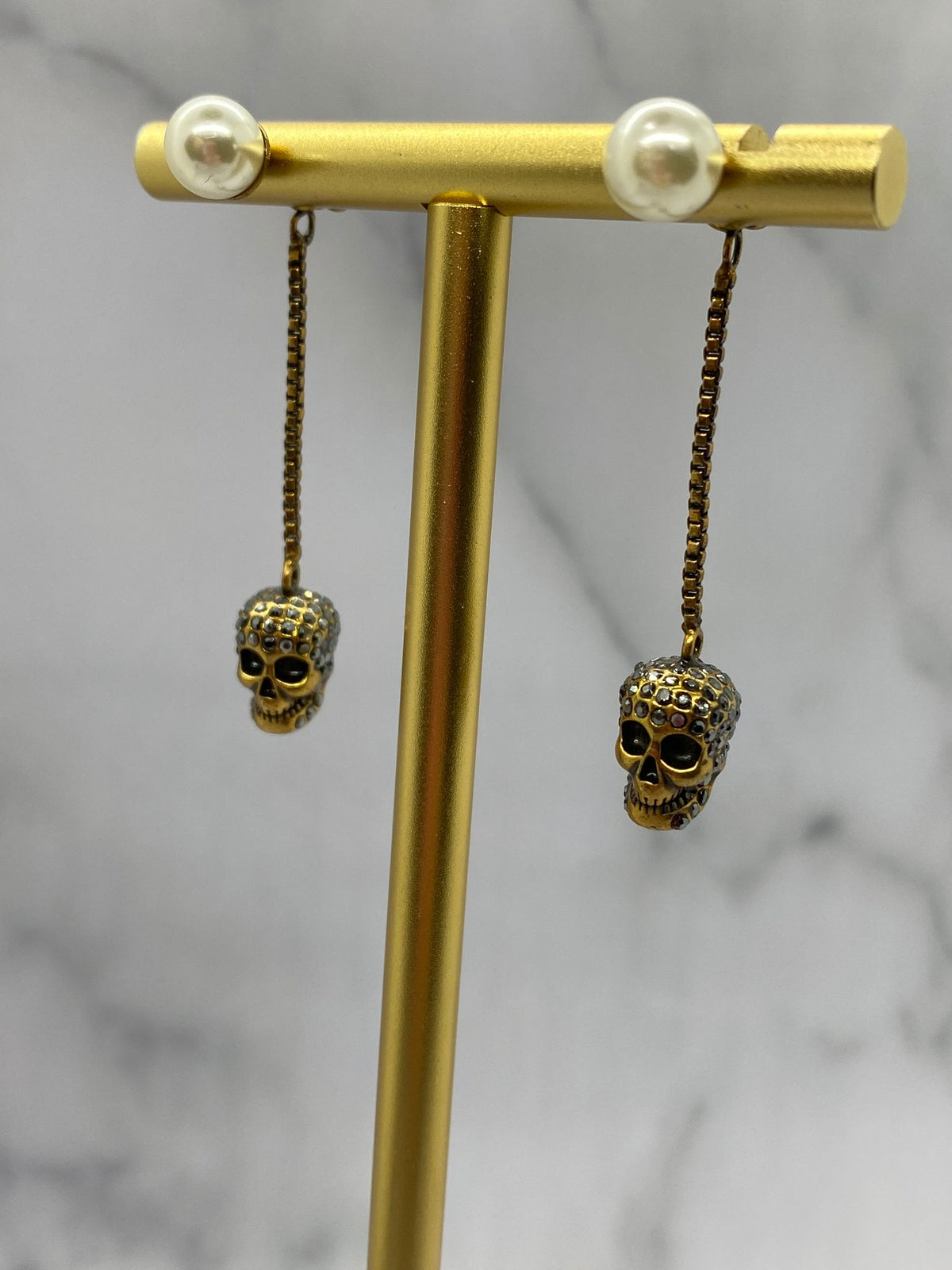 ALEXANDER MCQUEEN Pendant Skull Earrings - USED
