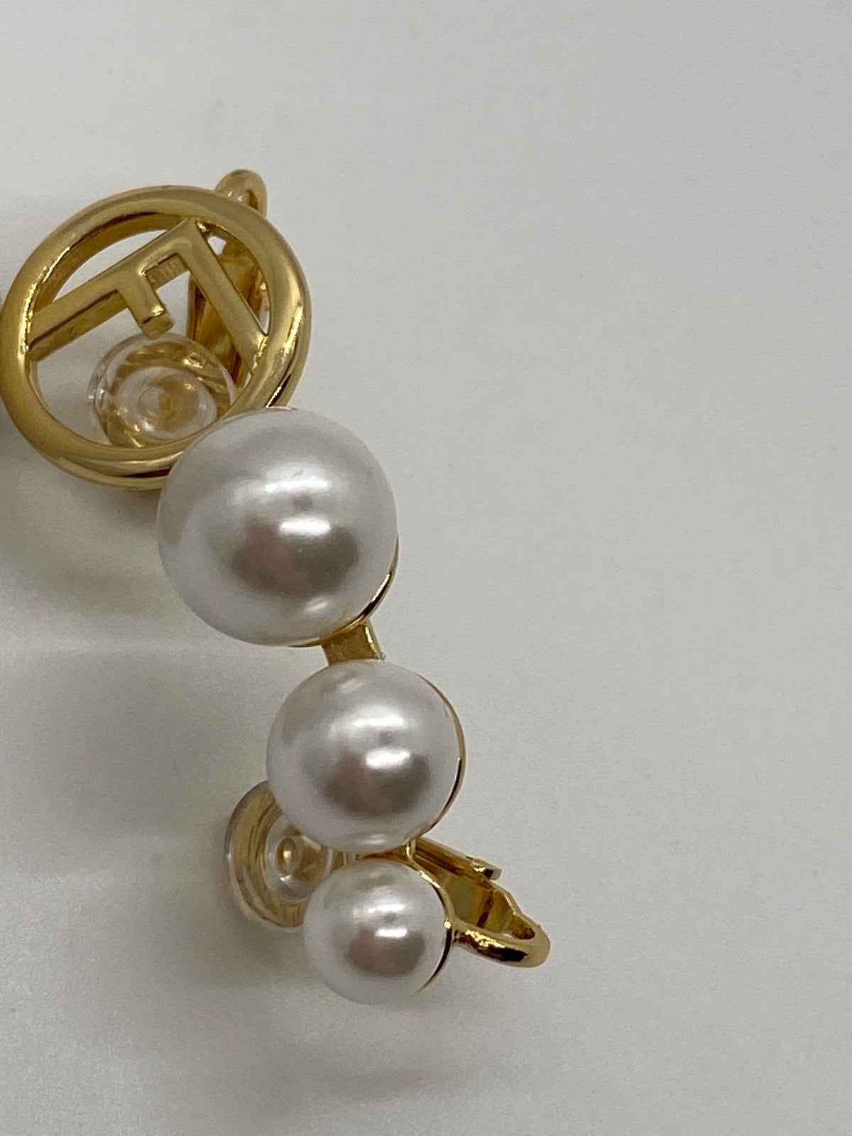 FENDI F Pearl Trim Single Climber Earring - Pre owned