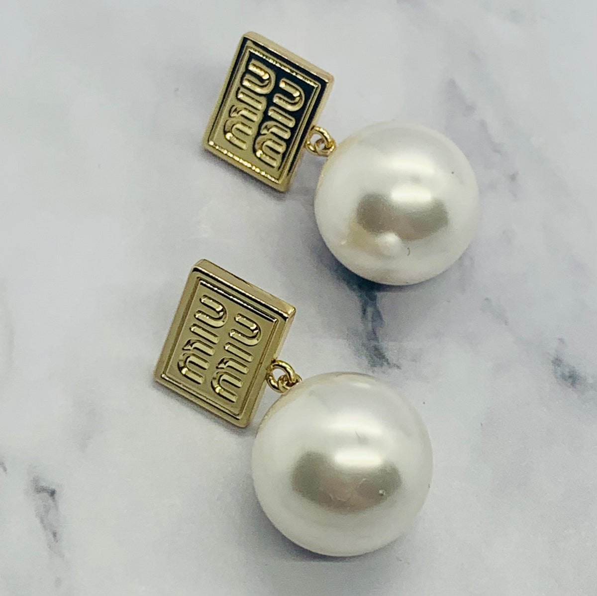 MIU MIU Pearl Pendant Earrings - Pre owned