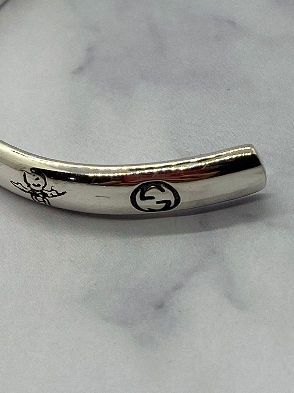 GUCCI silver Tone Blind For Love Cuff Bracelet - USED