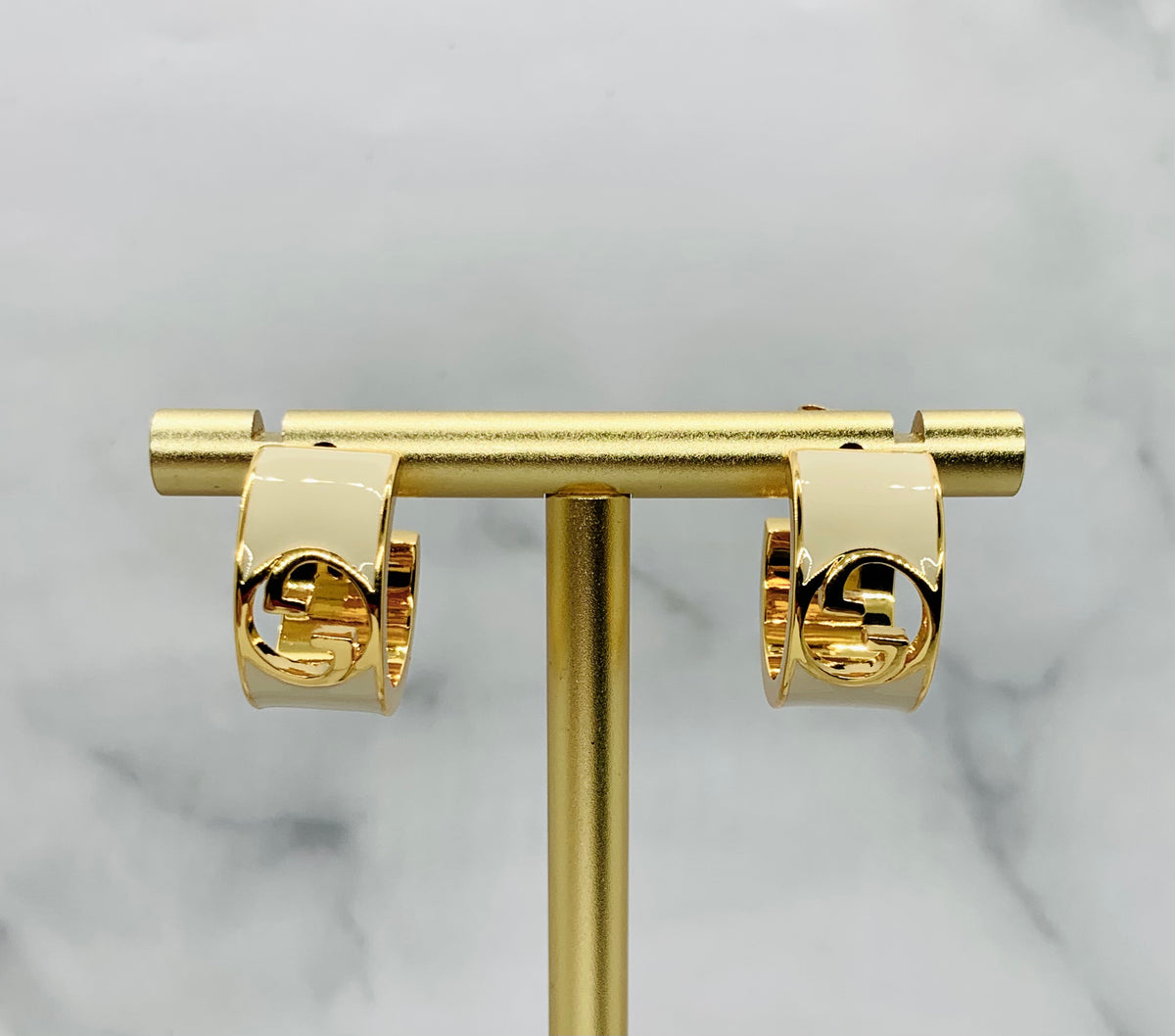 GUCCI GG White Trim Hoop Earrings - Pre owned