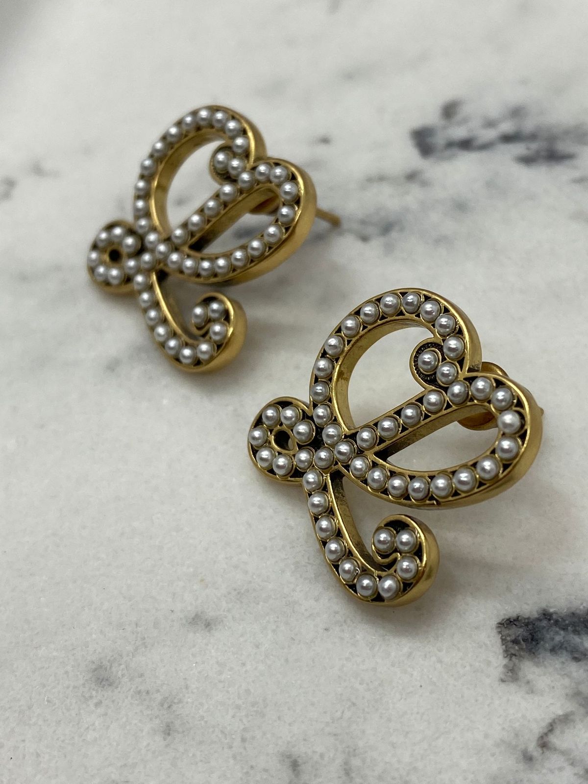 LOEWE L Pearl Trim Earrings - Pre owned