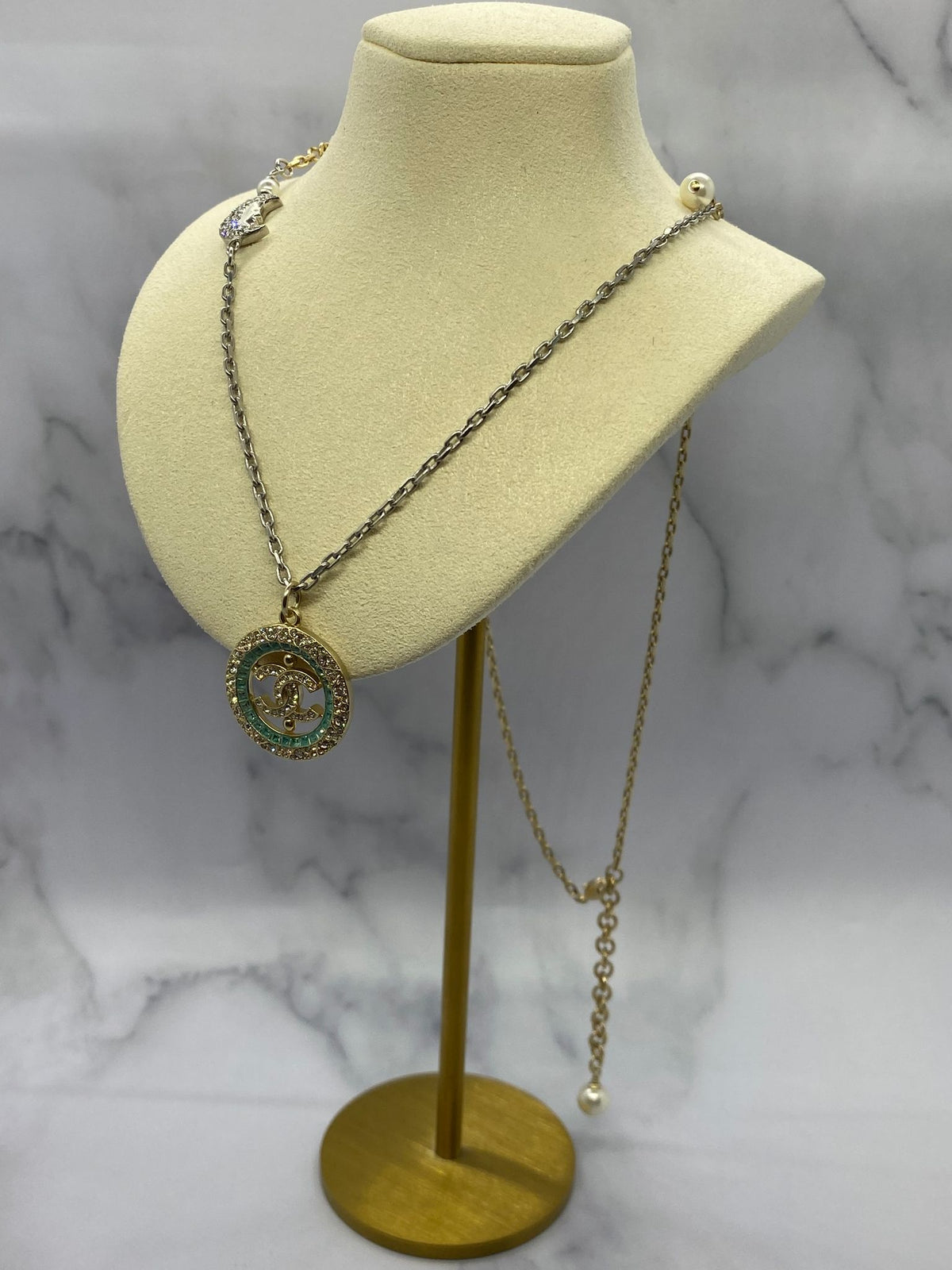 CHANEL CC Moon Rhinestone Necklace - Pre owned