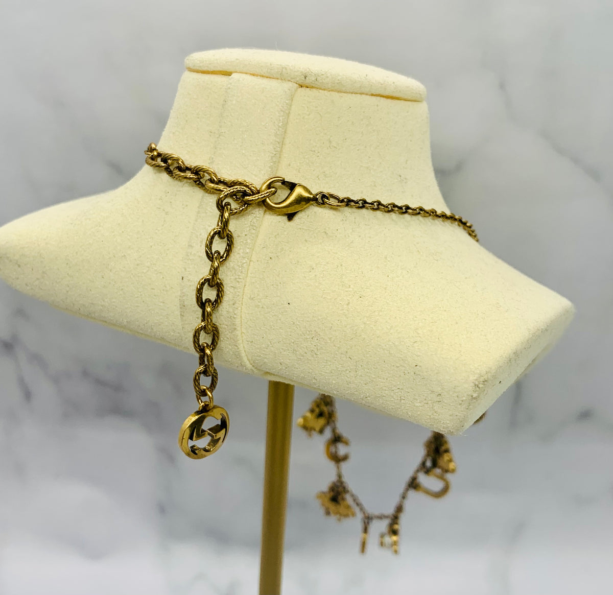 GUCCI GG Brass Bee Necklace - Pre owned
