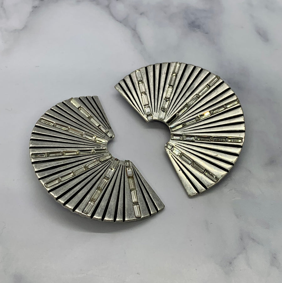 YSL YVES SAINT LAURENT Fan Clip On Earrings - Pre owned
