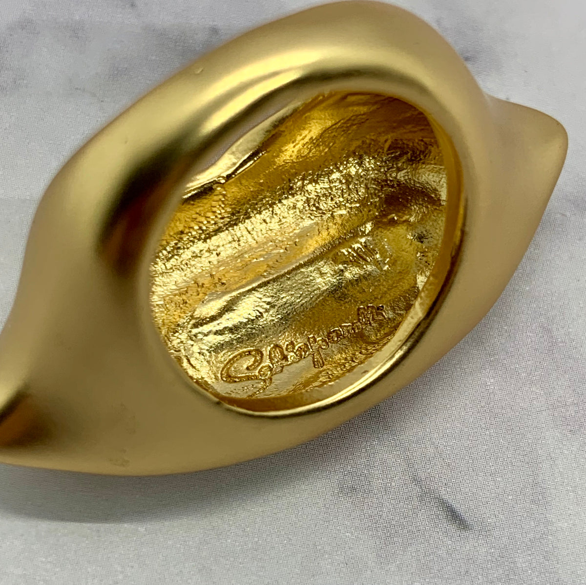 SCHIAPARELLI Statement Lips Ring Size 7 M - Pre owned
