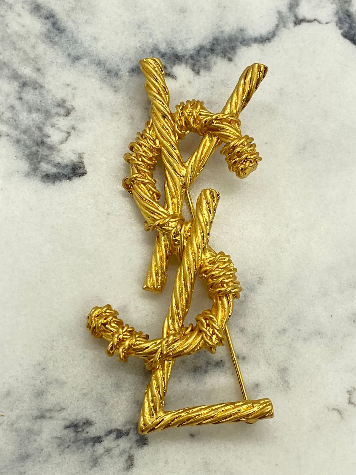 YSL YVES SAINT LAURENT Gold Tone Wire Brooch Pin - Pre owned