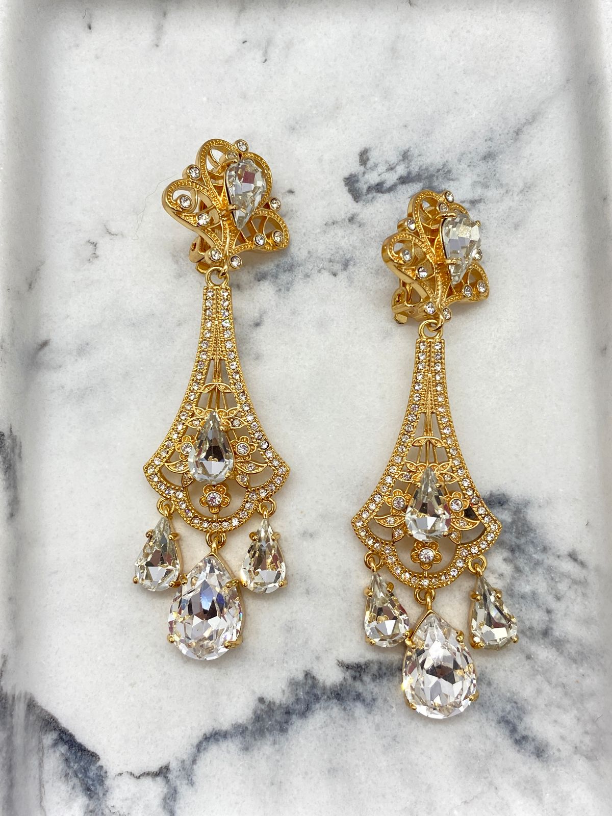 DOLCE & GABBANA Gold Tone Pendant Runway Earrings - Pre owned