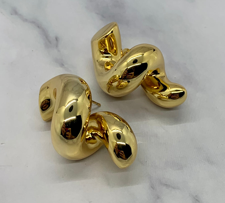 BOTTEGA VENETA Gold Tone Noodle Earrings - Pre owned