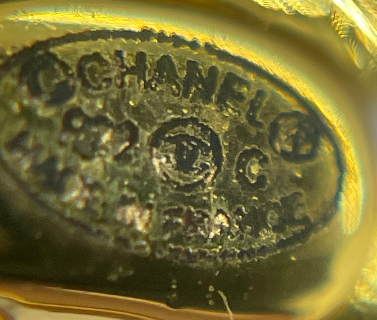 CHANEL CC 2022 Enamel Pendant Earrings - USED