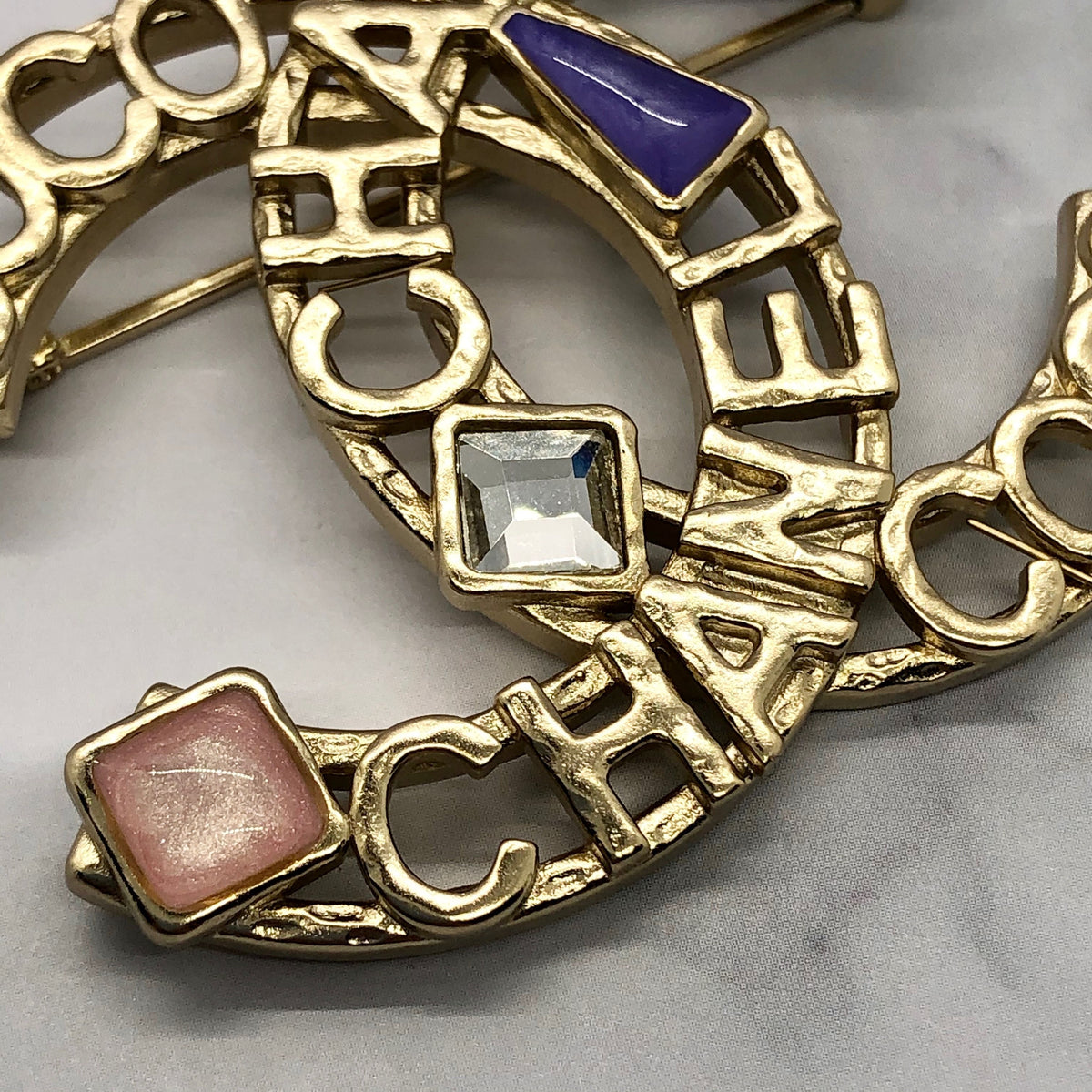 CHANEL CC Colored stoned monogram Brooch Pin - pre owned