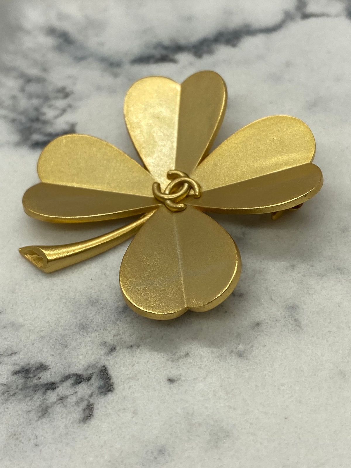CHANEL CC Vintage Gold Tone Clover Brooch Pin - USED