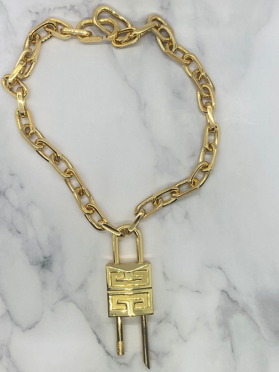GIVENCHY Gold Tone Large Padlock Statement Necklace - Pre owned