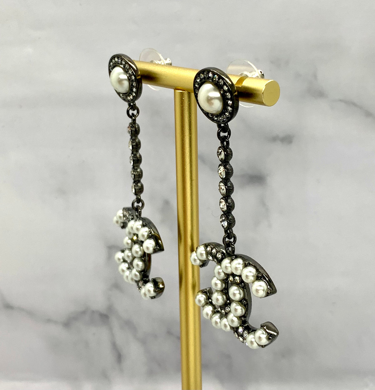 CHANEL CC Pendant Pearl Earrings - USED