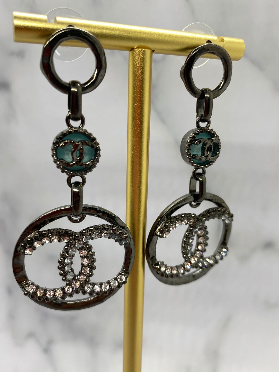 CHANEL CC 2019 Dark Blue Pendant Earrings - Pre owned