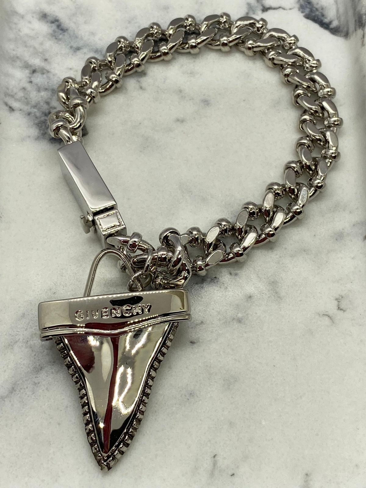 GIVENCHY Silver Tone Shark Tooth Bracelet - Pre owned