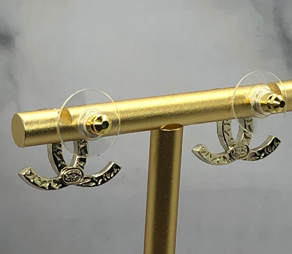 CHANEL CC Rhinestone Earrings - Pre owned