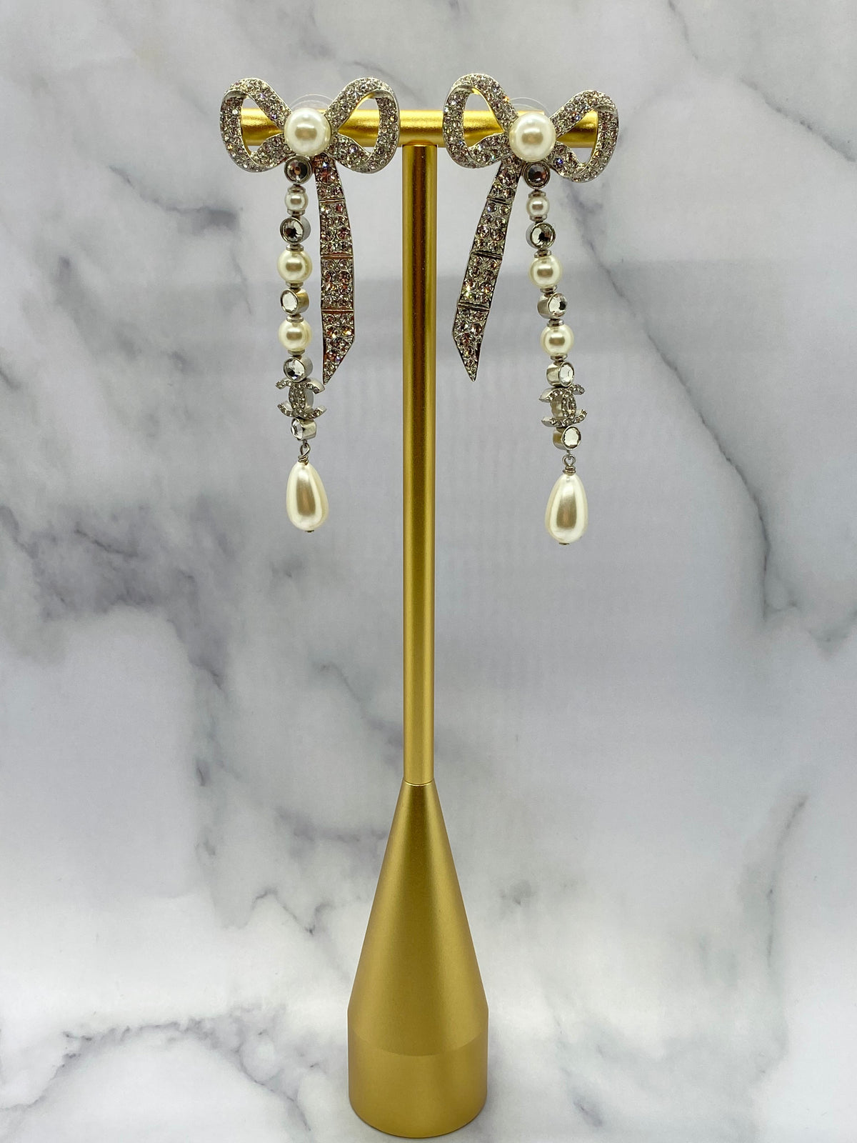 Auth CHANEL CC Pearl Trim Bow Shaped Pendant Earrings - Pre owned
