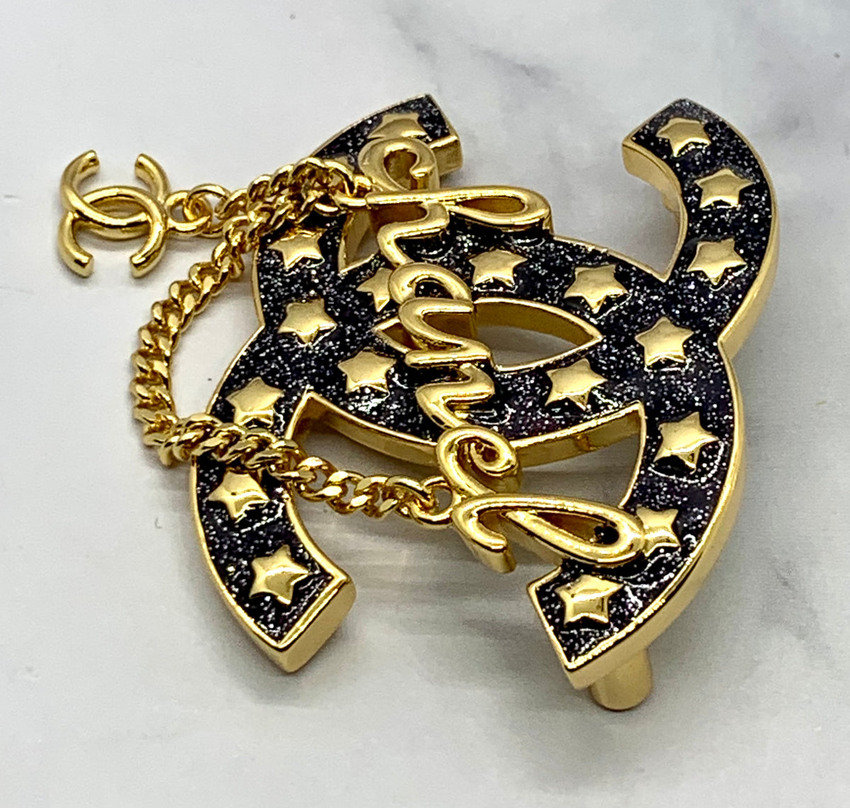 CHANEL CC Stars and Chain Brooch Pin - Pre owned