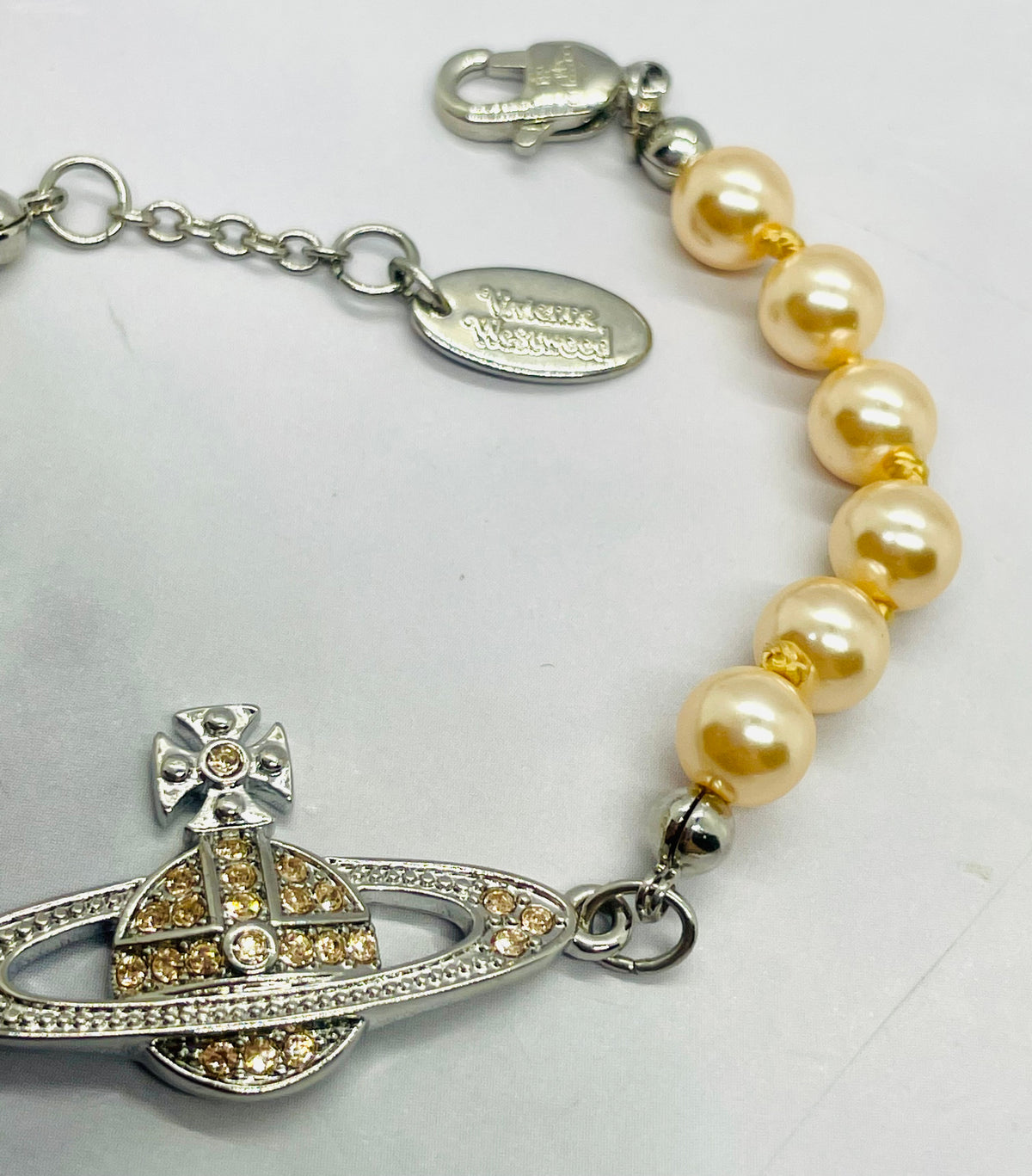 VIVIENNE WESTWOOD Orb Peach Tone Pearl Bracelet - Pre-Owned — 1