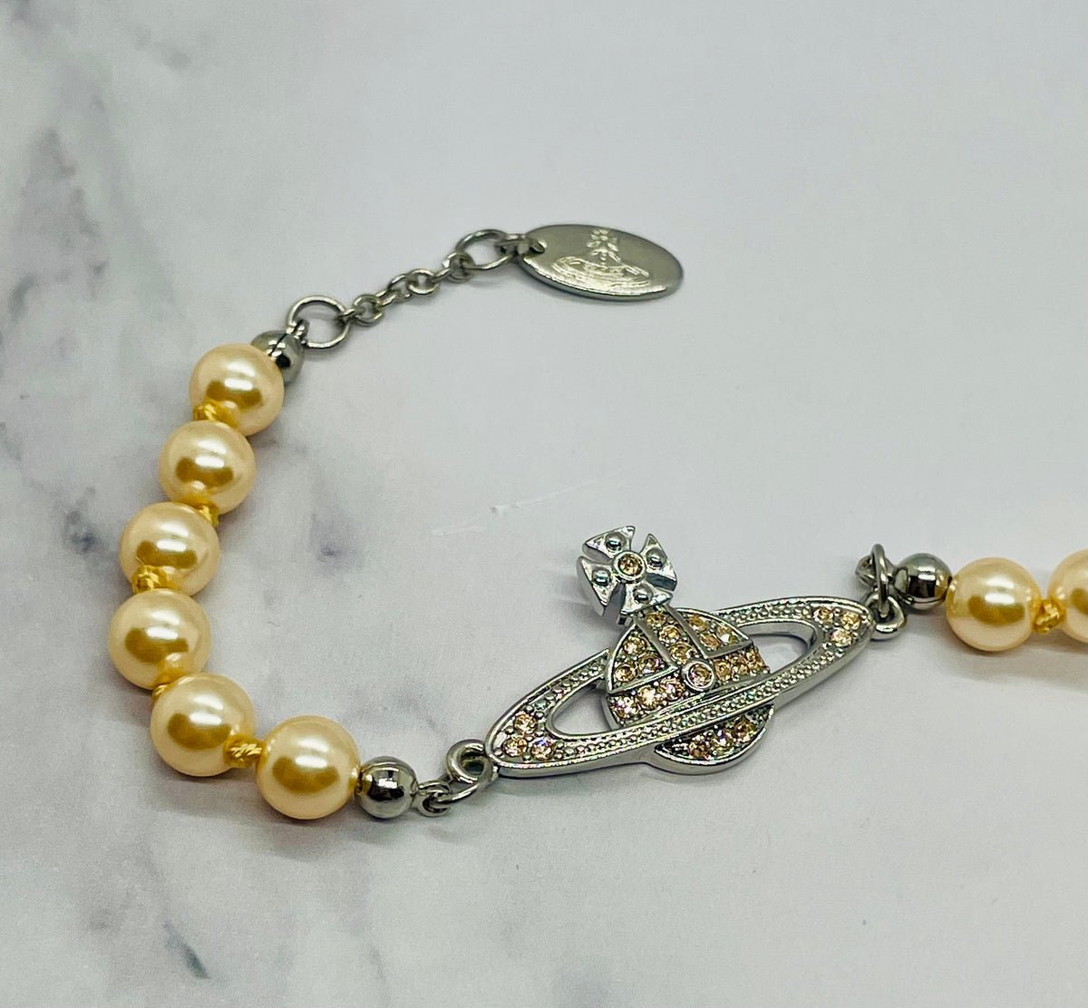 VIVIENNE WESTWOOD Orb Peach Tone Pearl Bracelet - Pre-Owned — 4