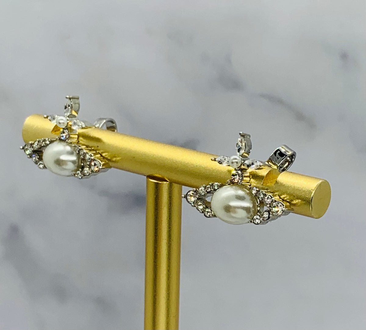 VIVIENNE WESTWOOD Orb Pearl Earrings - Pre-Owned — 5