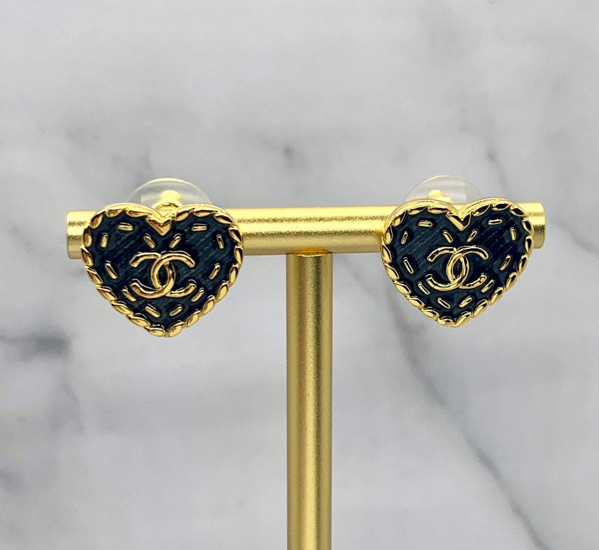 CHANEL CC Heart Earrings - Pre-Owned — 7
