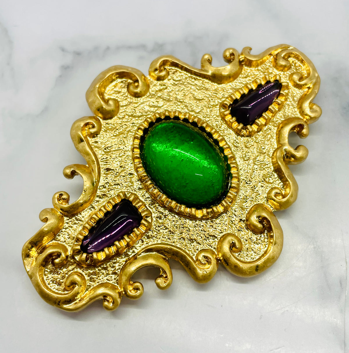 CHRISTIAN LACROIX Vintage Green Resin Gemstone Brooch Pin - Pre-Owned