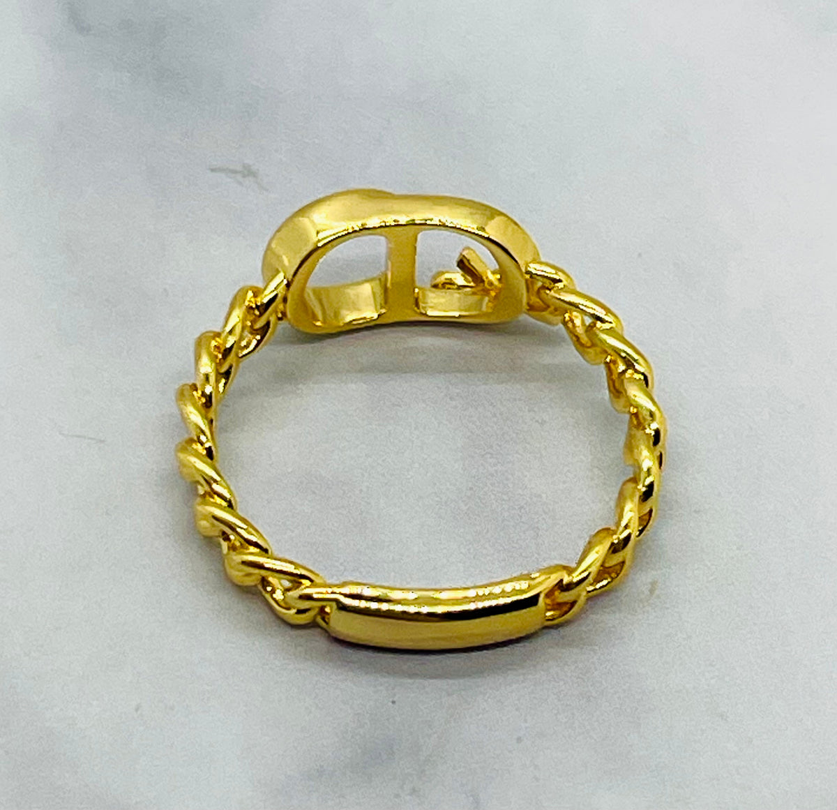 CHRISTIAN DIOR CD Gold Tone Bow Chain Ring Size 7 - Pre-Owned — 4