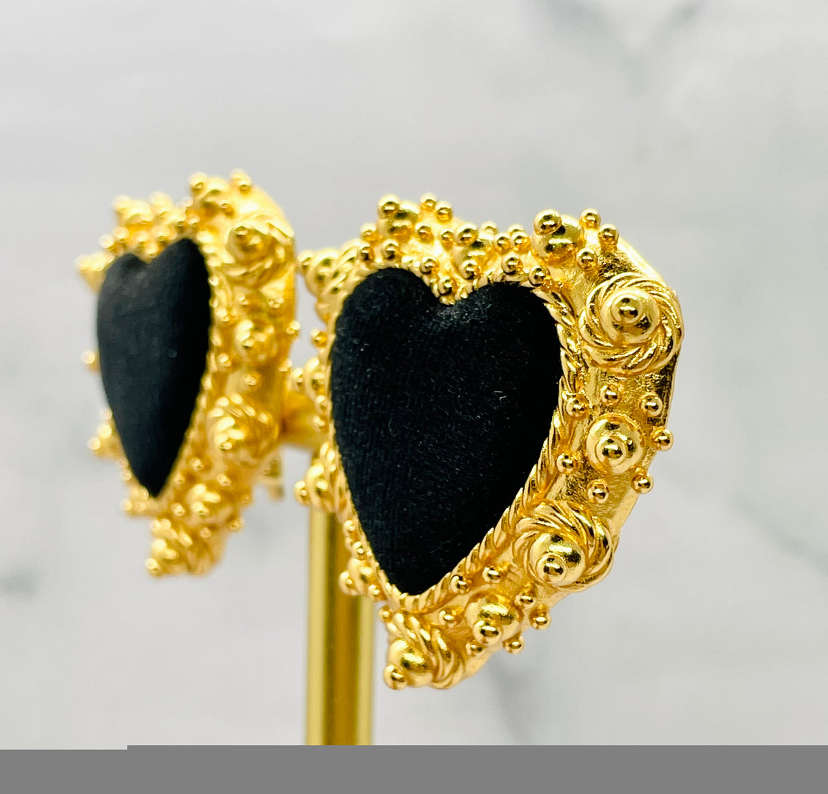 CHRISTIAN LACROIX Black Velvet Heart Earrings - Pre-Owned / MK6406 — 5