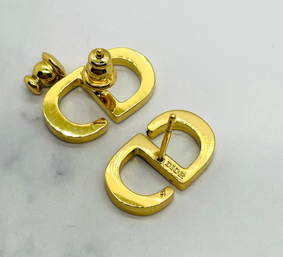 CHRISTIAN DIOR CD Black Enamel Earrings - Pre-Owned — 3