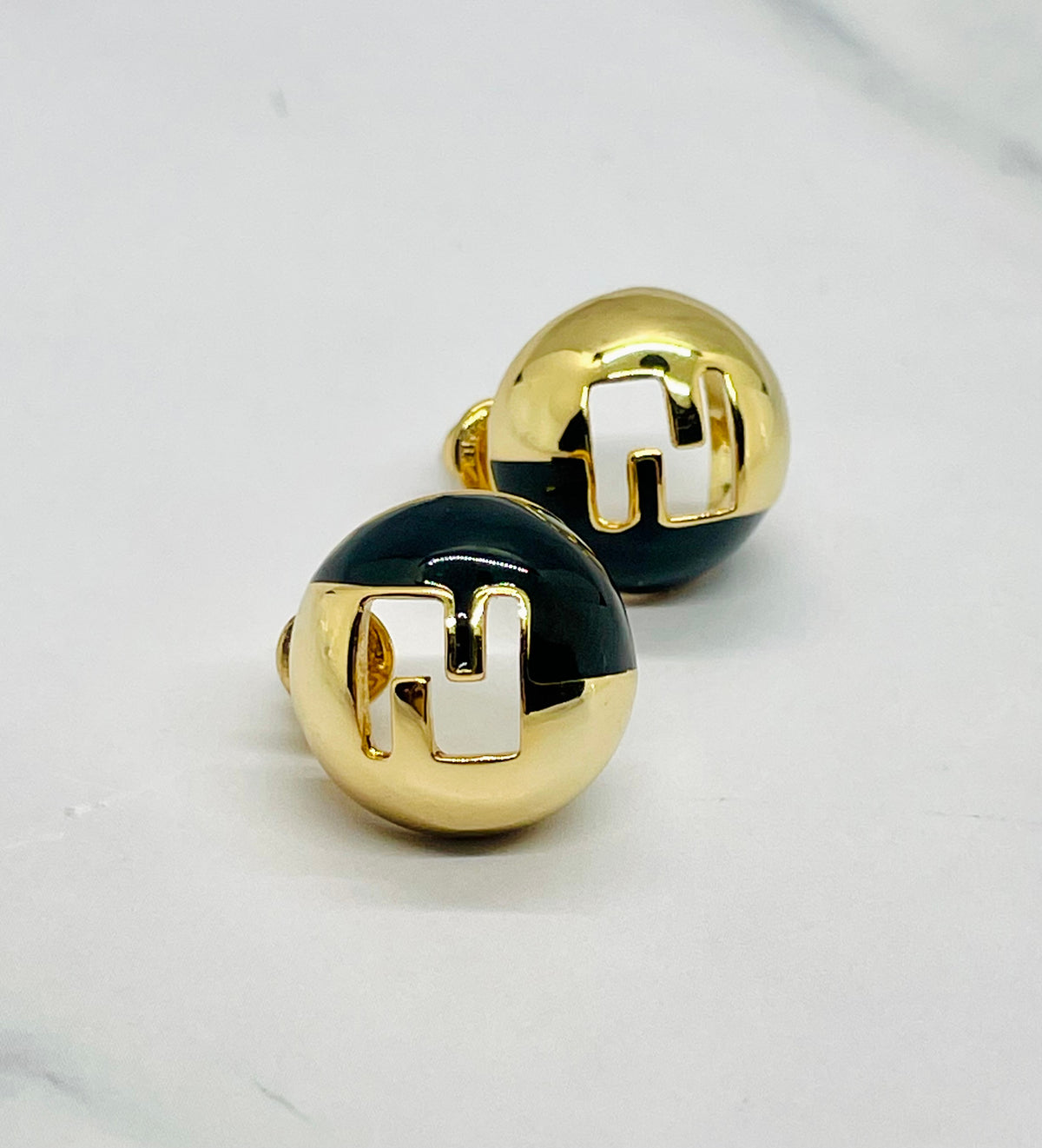 FENDI FF Black Enamel Round Earrings - Pre-Owned — 1