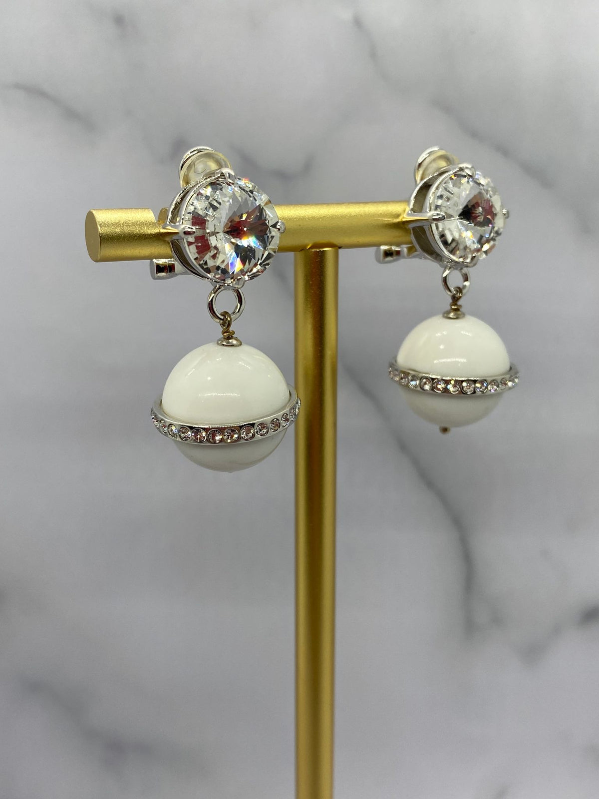 MIU MIU White Orb Pendant Earrings - Pre-Owned — 2