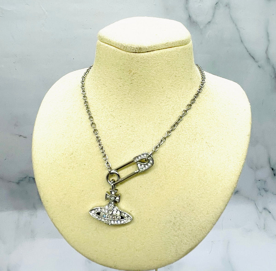 VIVIENNE WESTWOOD Rhinestone Safety Pin Orb Necklace - Pre-Owned — 1