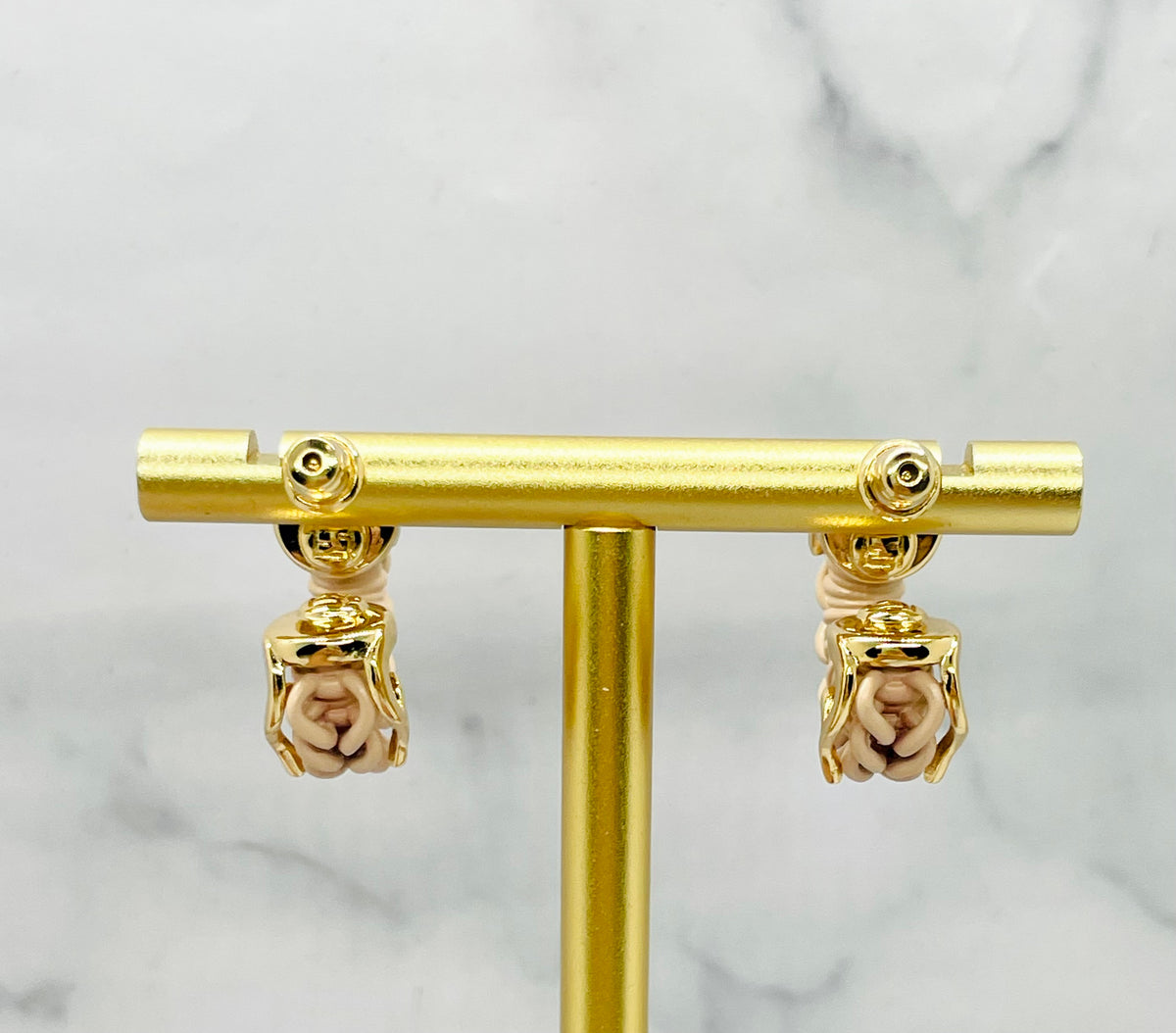 FENDI Filo Gold Tone Hoop Earrings - Pre-Owned — 2