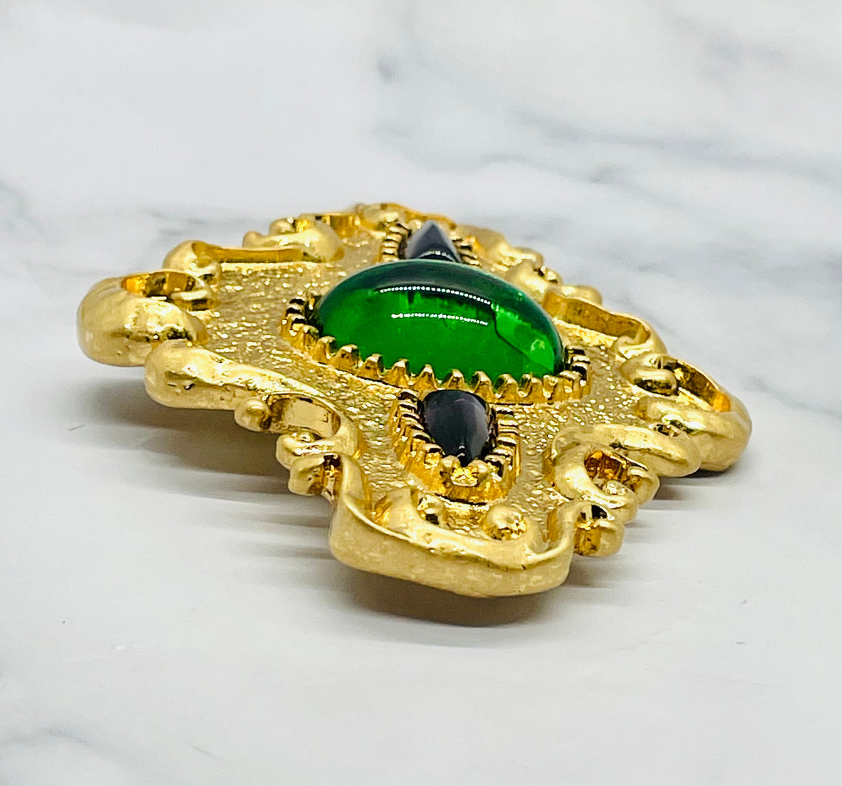 CHRISTIAN LACROIX Vintage Green Resin Gemstone Brooch Pin - Pre-Owned