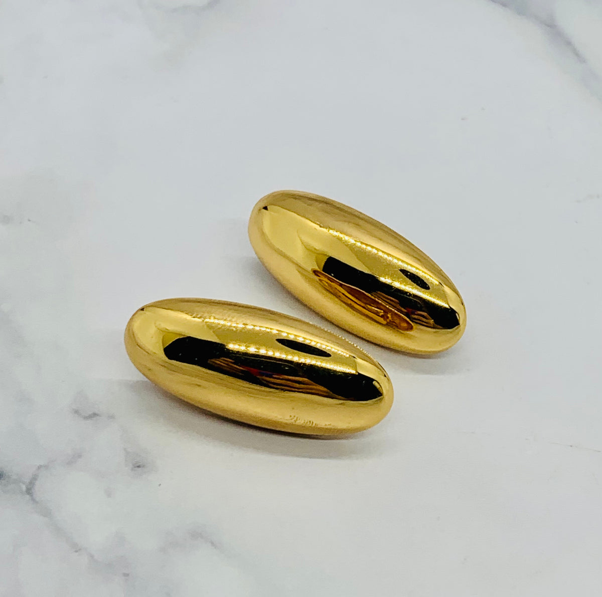 CHRISTIAN DIOR Gold Tone Clip On Earrings - Pre-Owned — 7