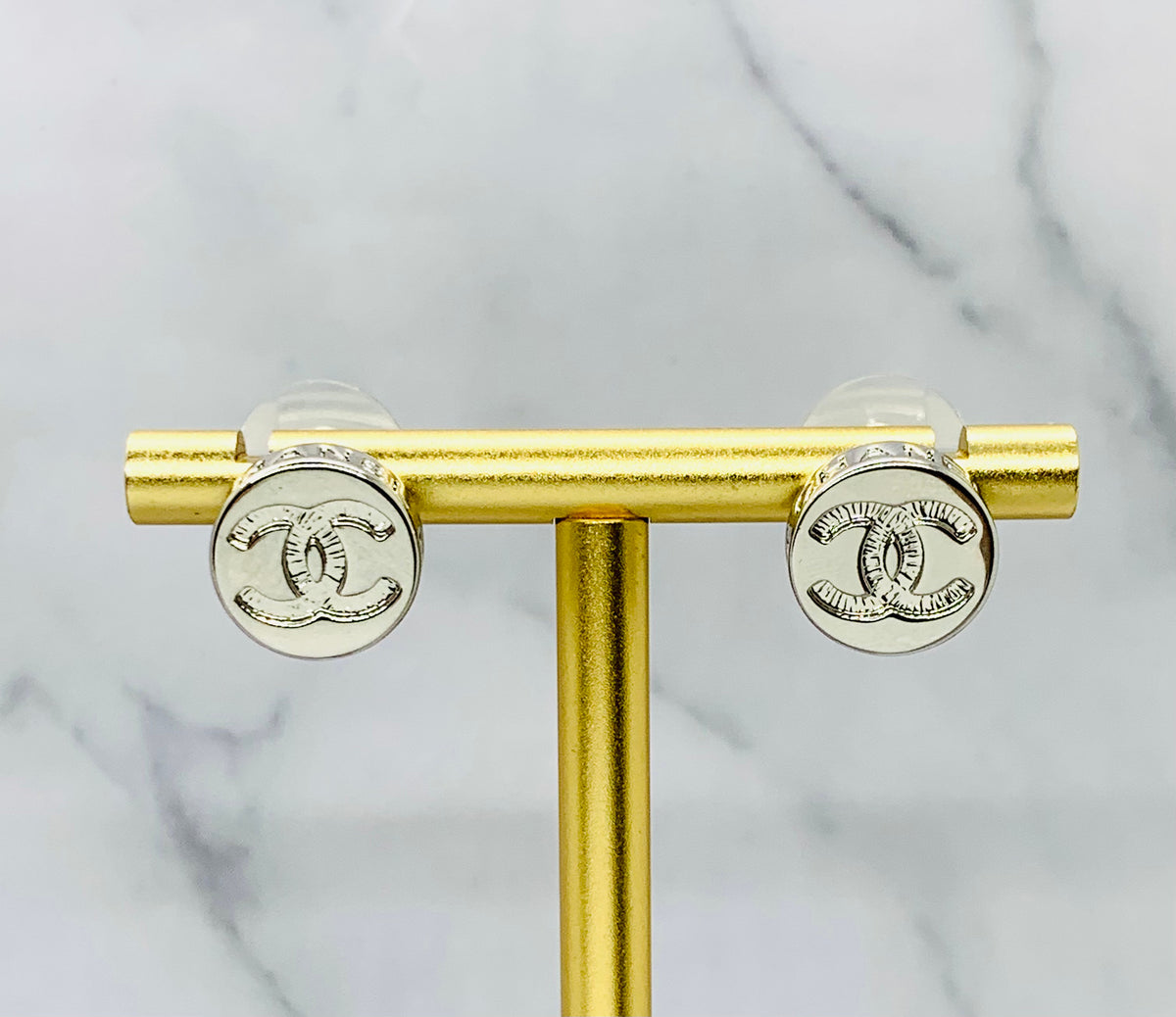 CHANEL CC Silver Tone Button Earrings - Pre-Owned