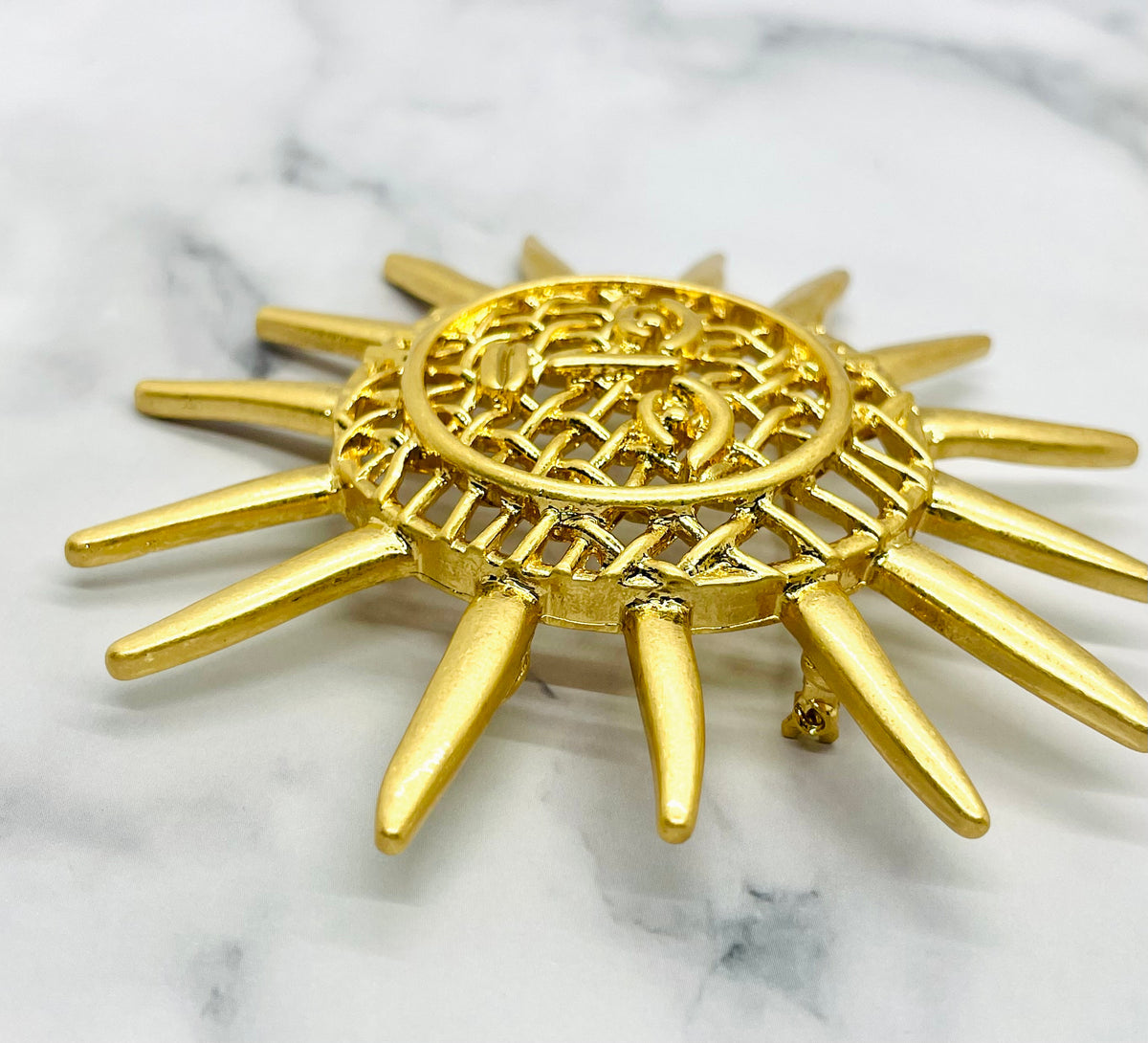 CHRISTIAN LACROIX Gold Tone Sun Brooch Pin - Pre owned / MK6411 — 5