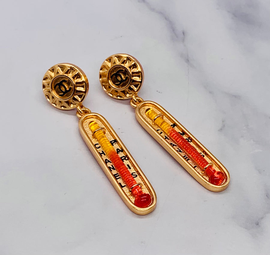 CHANEL CC Thermometer Pendant Earrings - Pre-Owned — 1