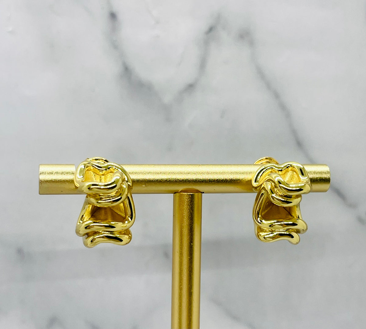 BOTTEGA VENETA Sculpted Gold Tone Earrings - Pre-Owned — 5