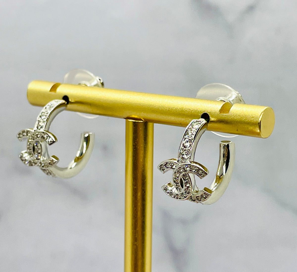 CHANEL CC Silver Tone Rhinestone Hoop Earrings - Pre-Owned